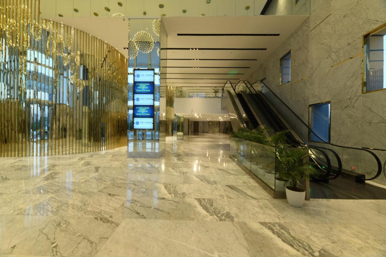 Отель Wyndham Ahmedabad Shela Экстерьер фото