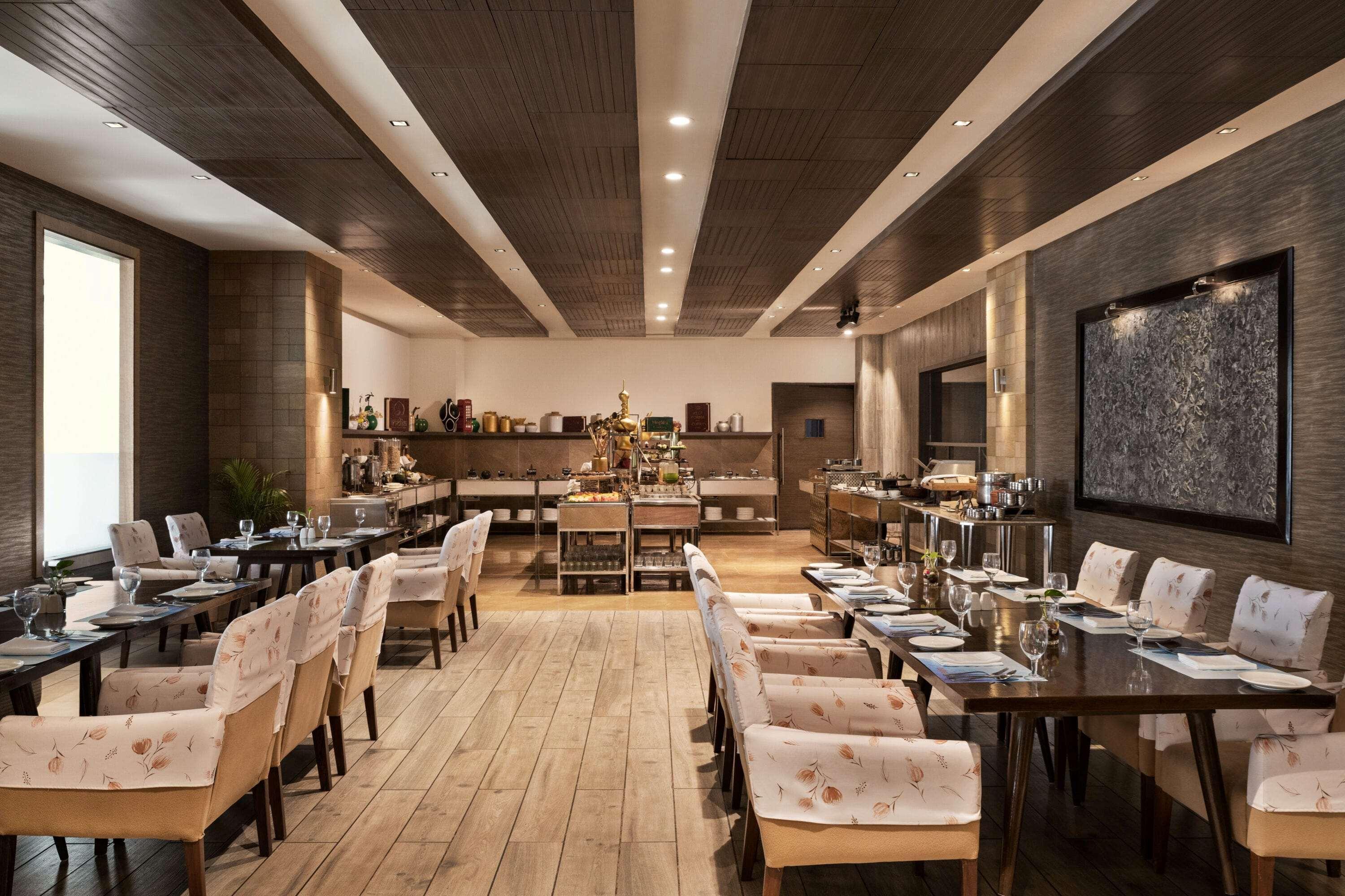 Отель Wyndham Ahmedabad Shela Экстерьер фото