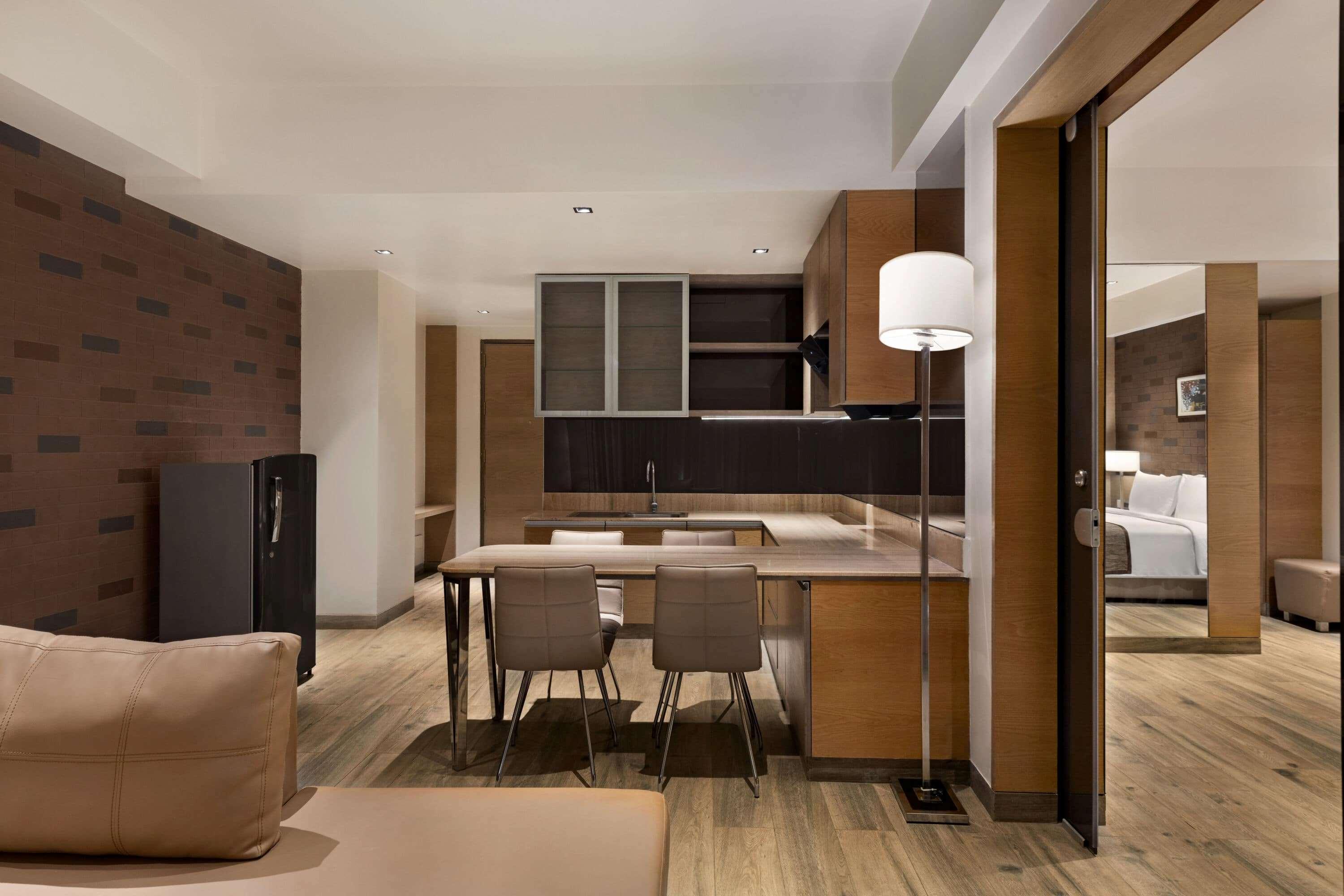 Отель Wyndham Ahmedabad Shela Экстерьер фото